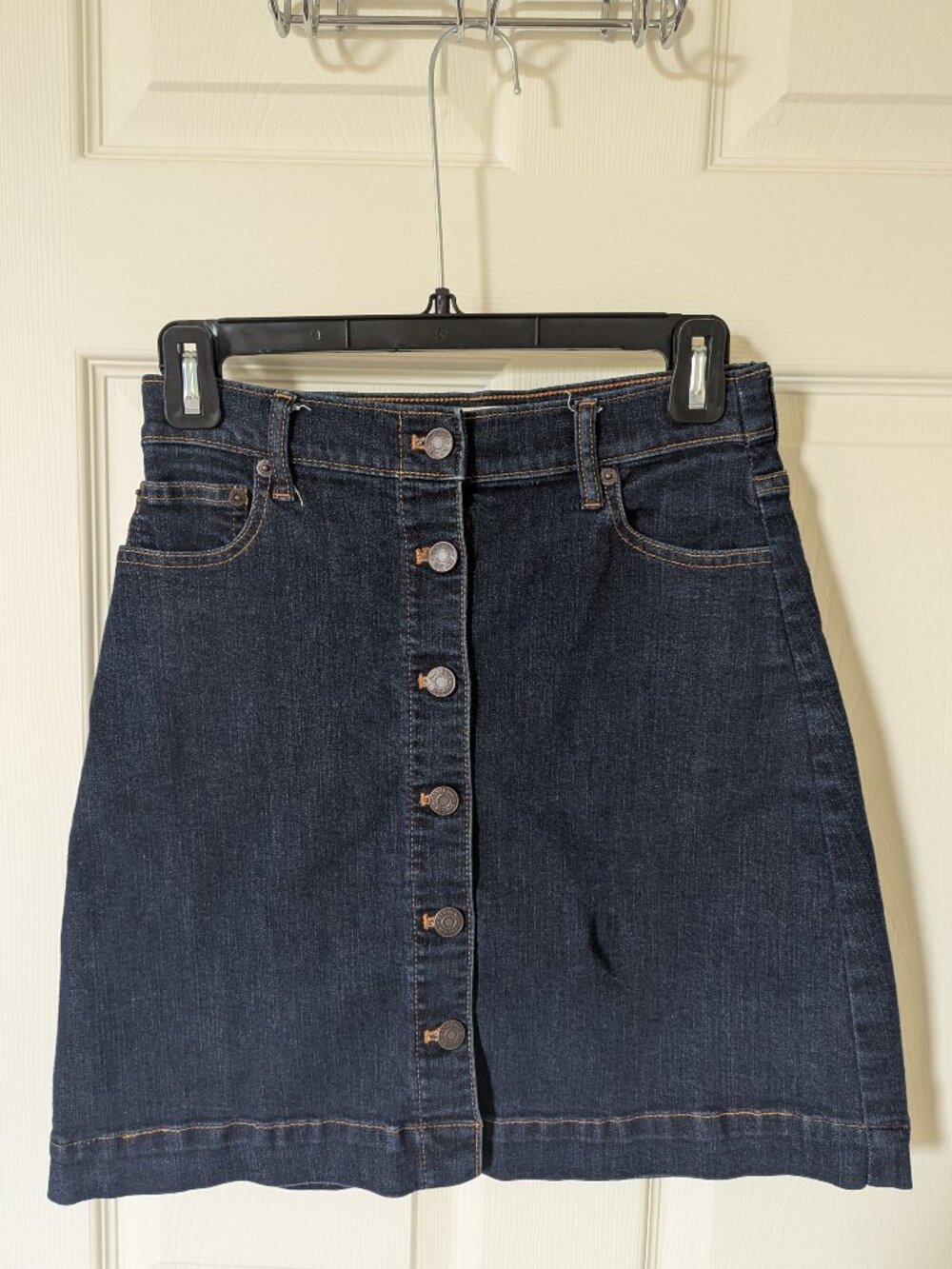 GAP button up denim skirt